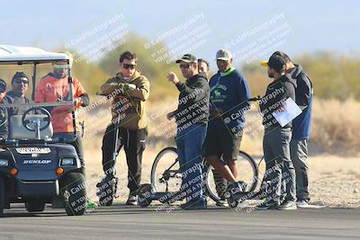 media/Dec-05-2024-Racers Edge (Thu) [[e102e0690b]]/1-Pits-Track Walk-Hawk/